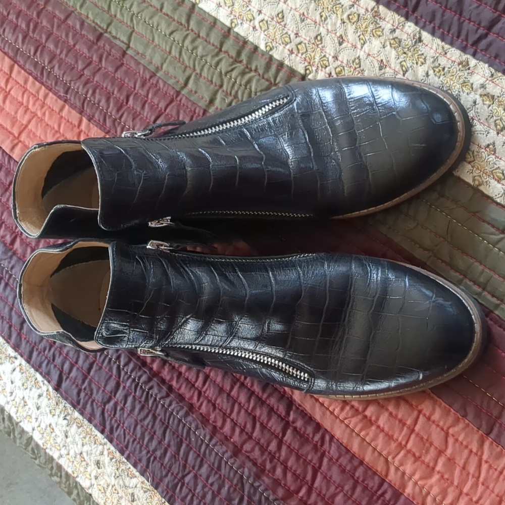 DJANGO & JULIET* 'Ohmyes' Black Double Zip Front Croc Leather Ankle Boot Sz 39 - Picture 9 of 17